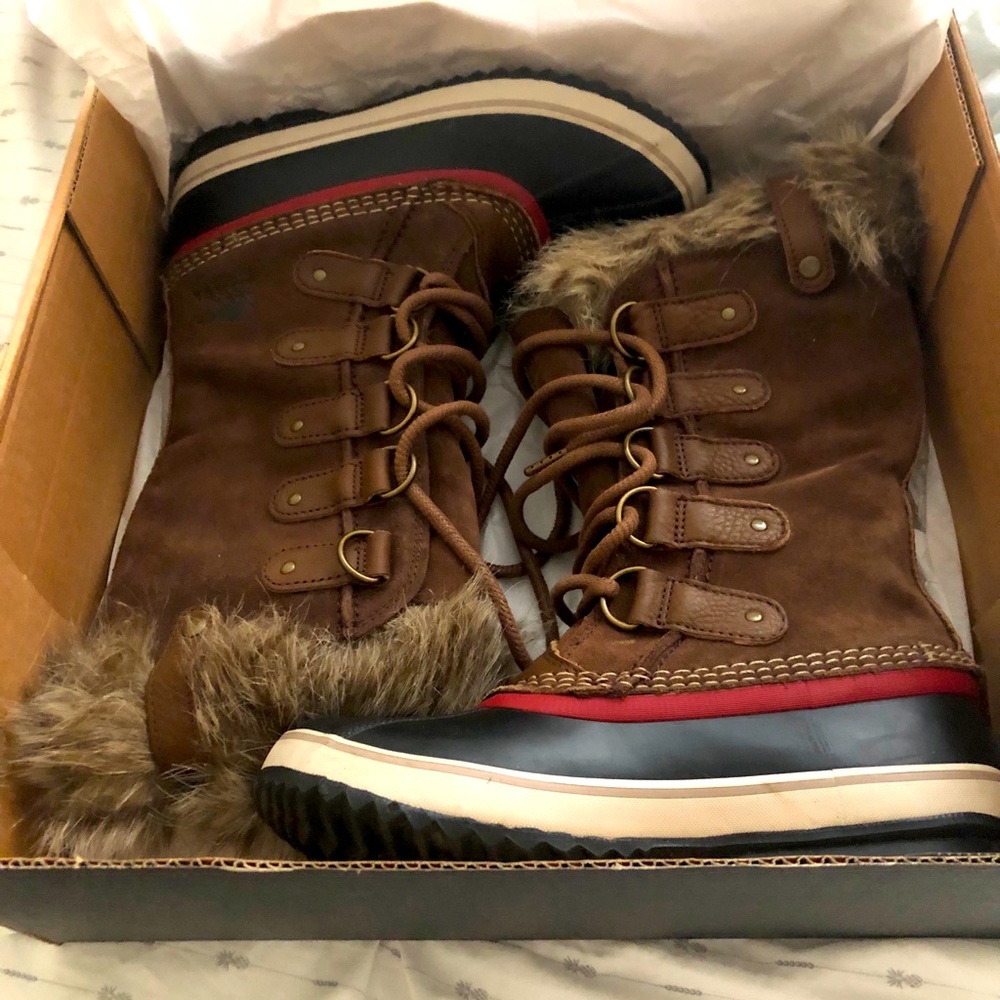 Great Condition Sorel Winter Boots